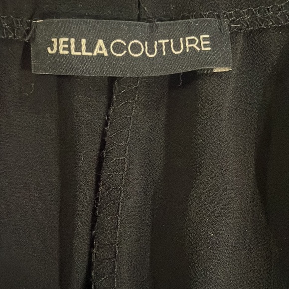 Jella couture, size small, flowy, black, blouse with connected necklace chain - Picture 6 of 7